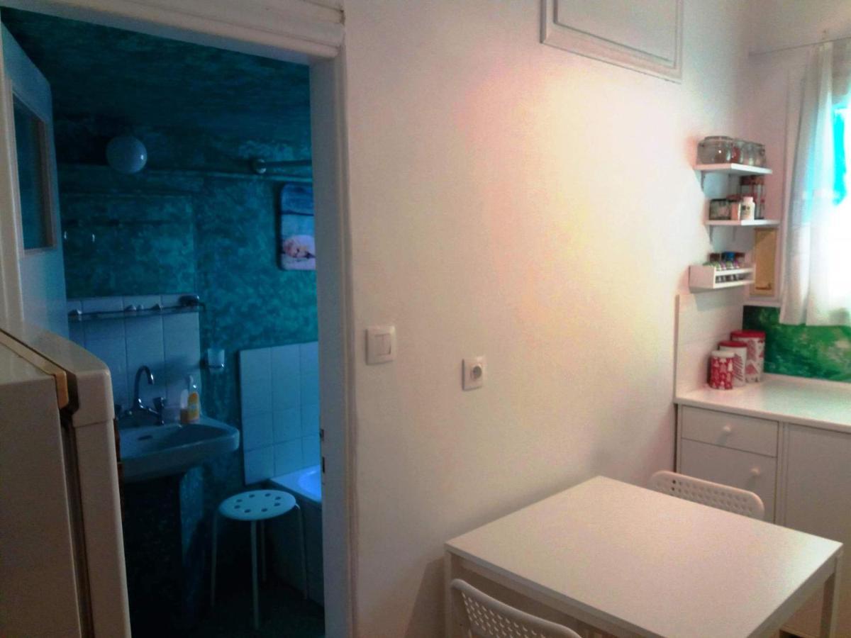 Renovated Apartment In The Center Of Athens Atenas Exterior foto